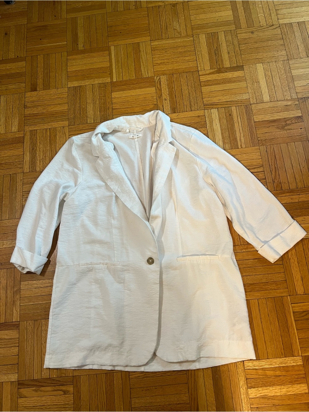 “You can wear white after Labor Day” Maurices White Blazer size XL